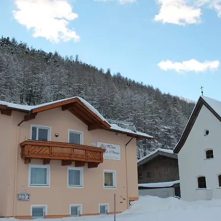 Haus La Chiesa Apartment